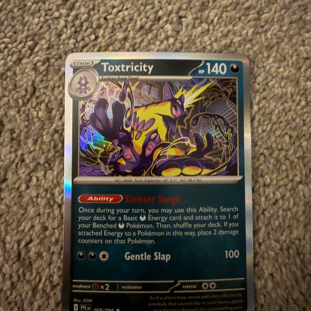 Toxtricity Pokémon Holo Card - Yellow & Purple